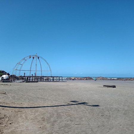 Bella Marina Hotel Itanhaém Esterno foto