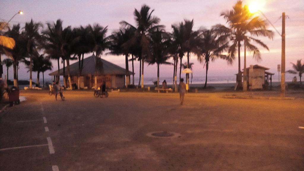 Bella Marina Hotel Itanhaém Esterno foto